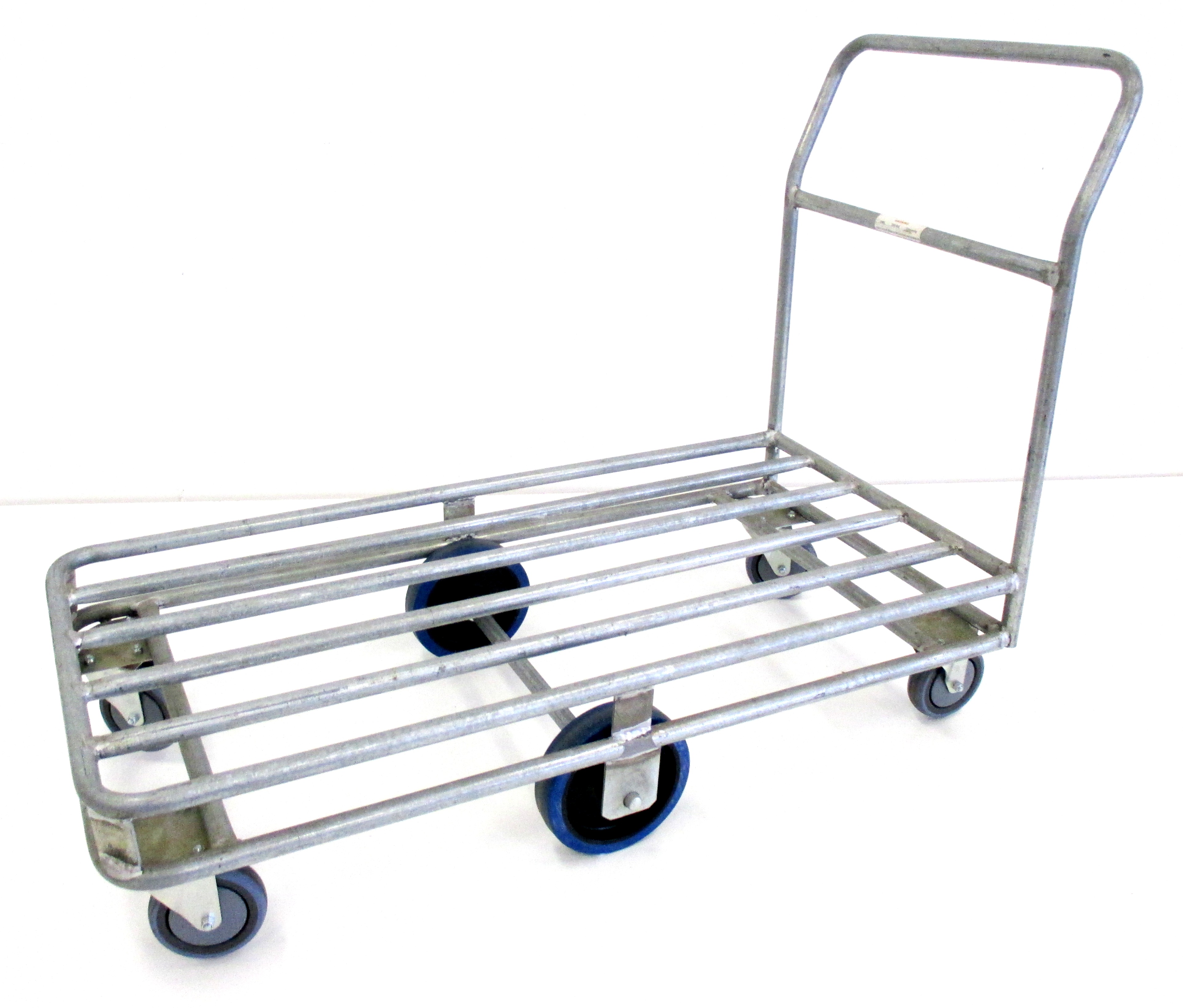 single-deck-industrial-tubular-trolley-large-trolleys-platform